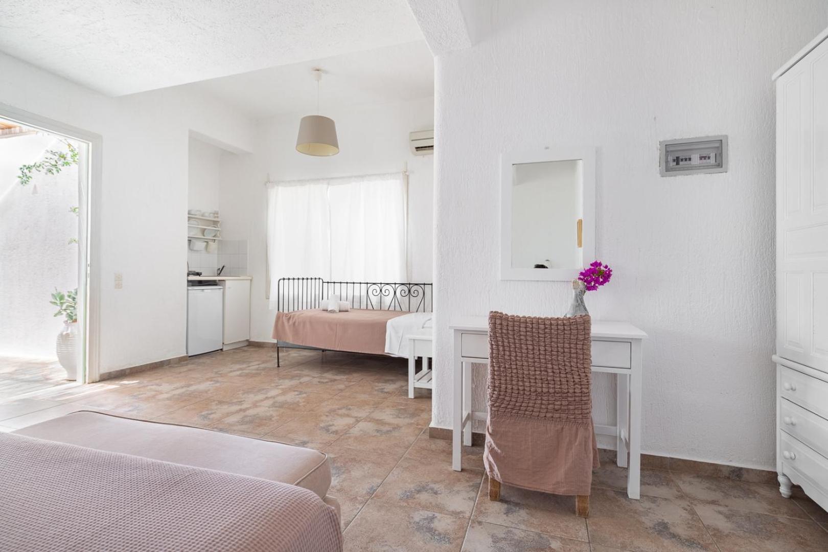 Fos Apartments Mykonos Agios Ioannis Diakoftis Exterior foto