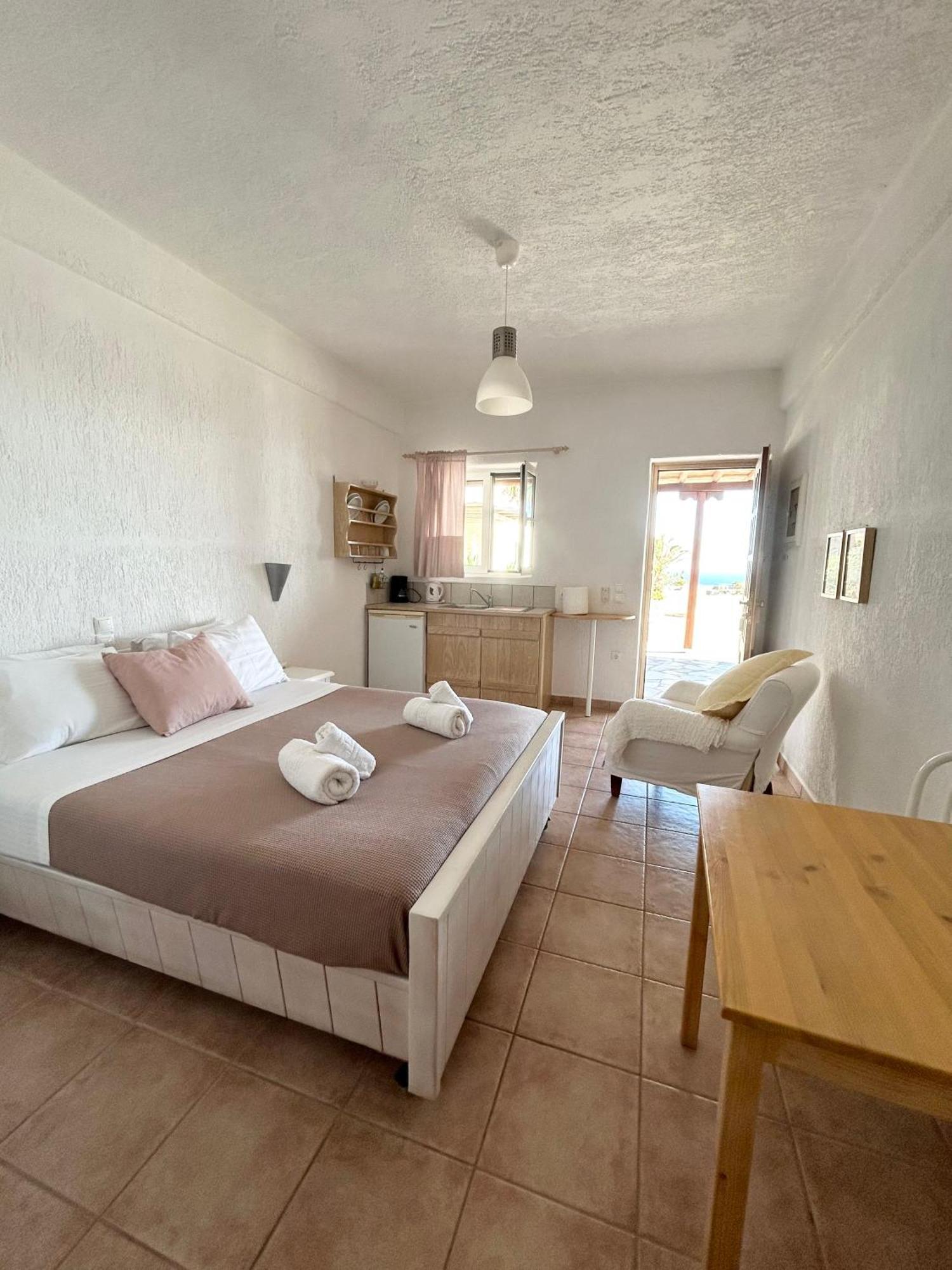 Fos Apartments Mykonos Agios Ioannis Diakoftis Quarto foto